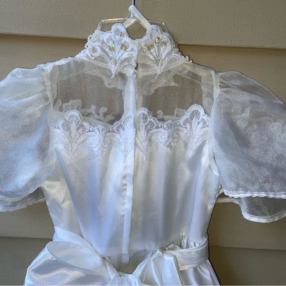Vintage Sz-6 Long Flower Girl Wedding Dress, Elegant White Satin w/Bustle & Bow - Picture 5 of 16